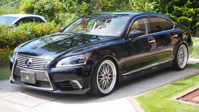 県内からお越しのレクサス LS600h様