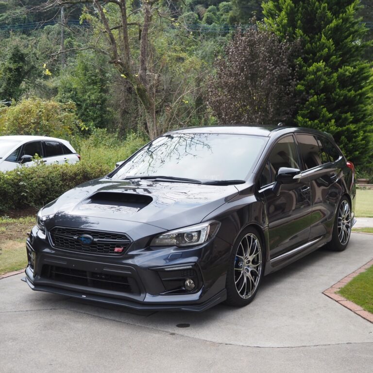 スバル レヴォーグ様