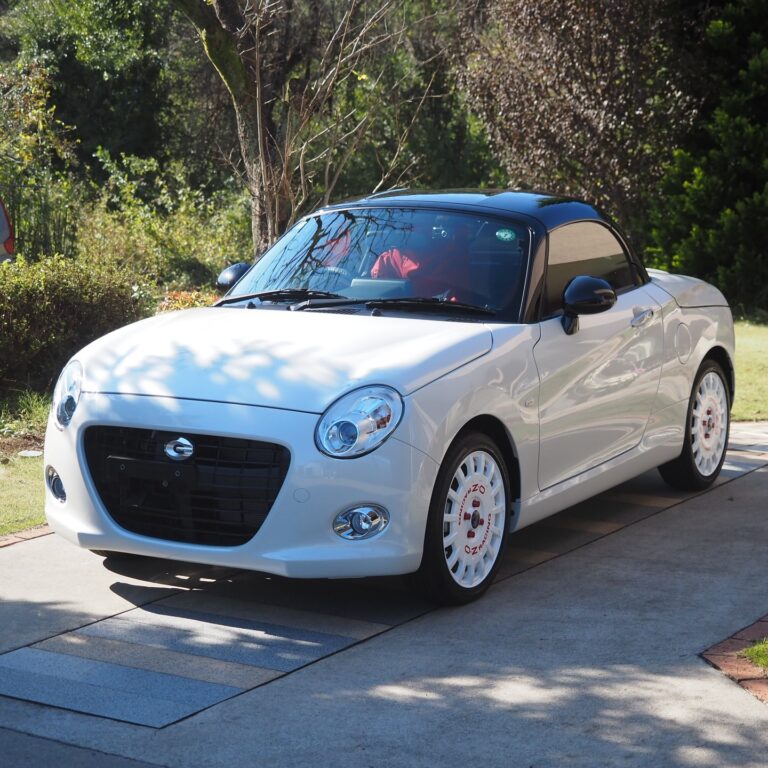 県内よりダイハツ コペン セロ様